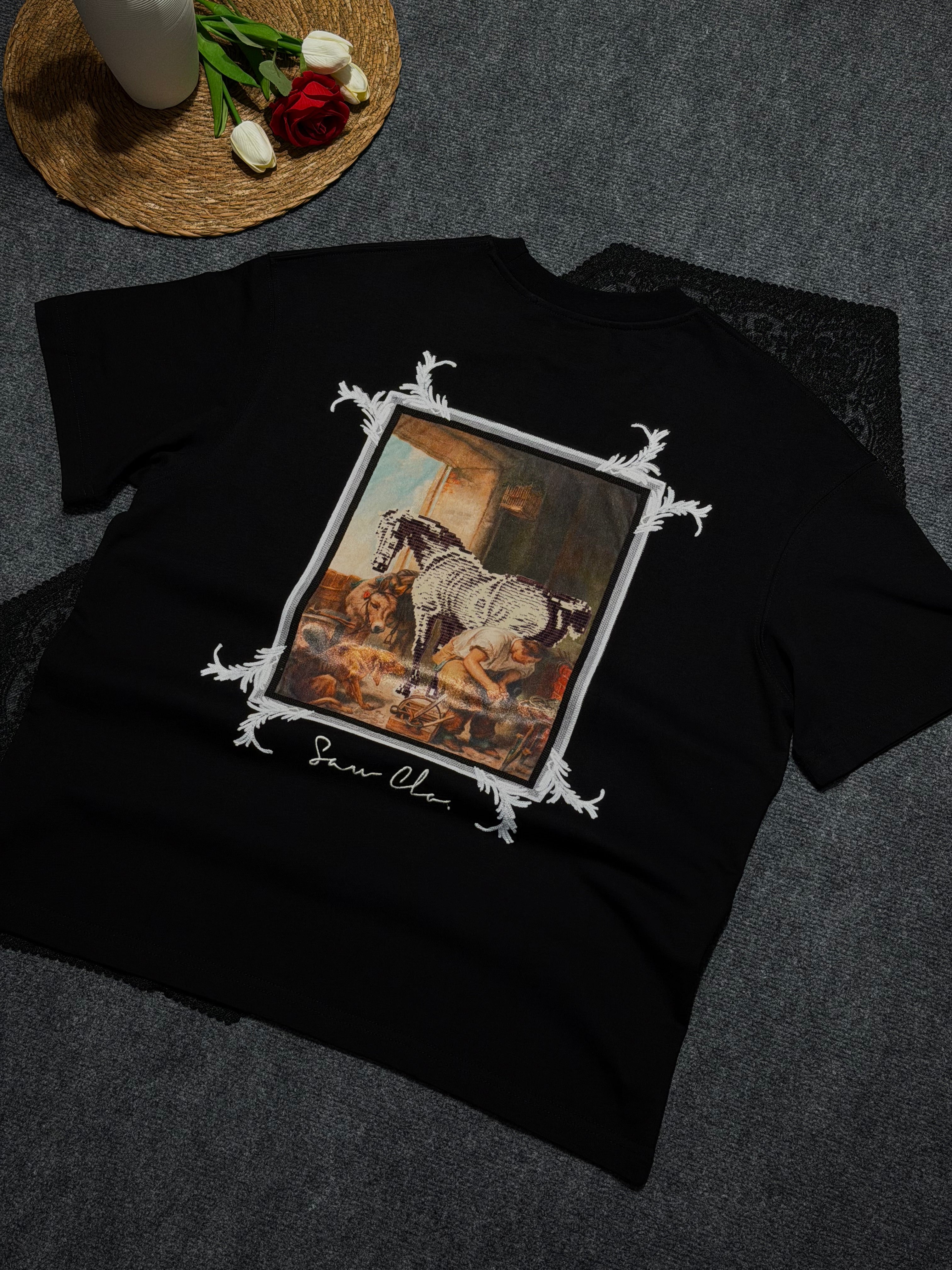 At Tablo Desenli Oversize T-shirt Siyah