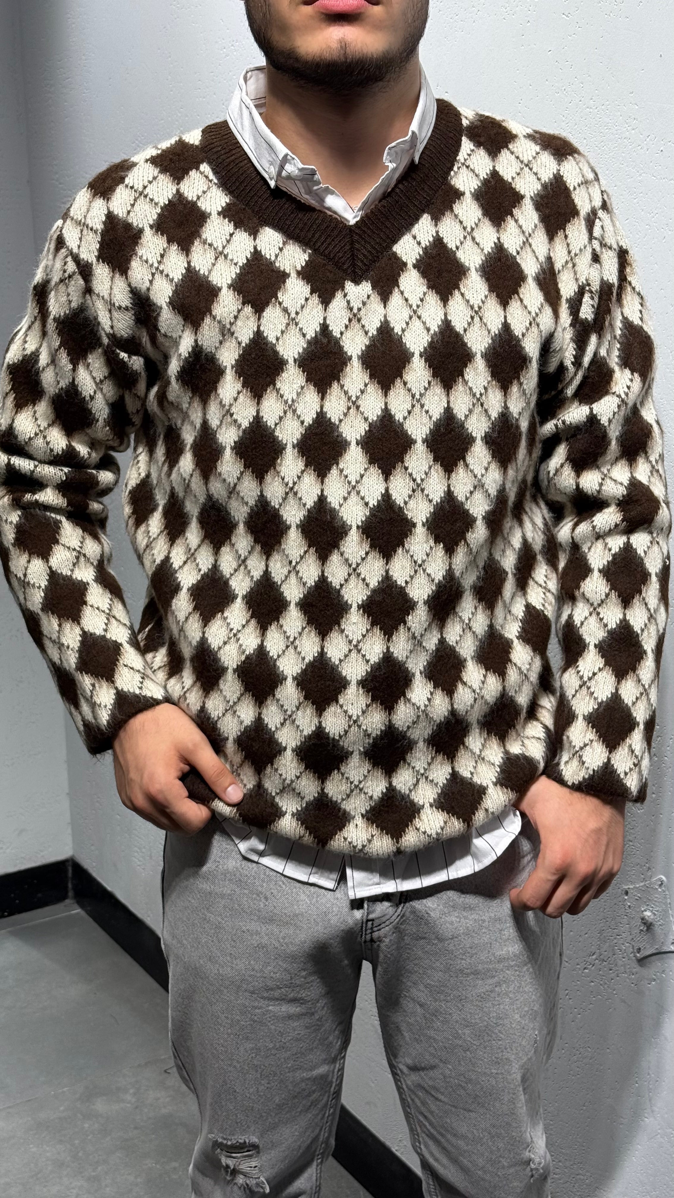 Baklava Desen V Yaka Triko