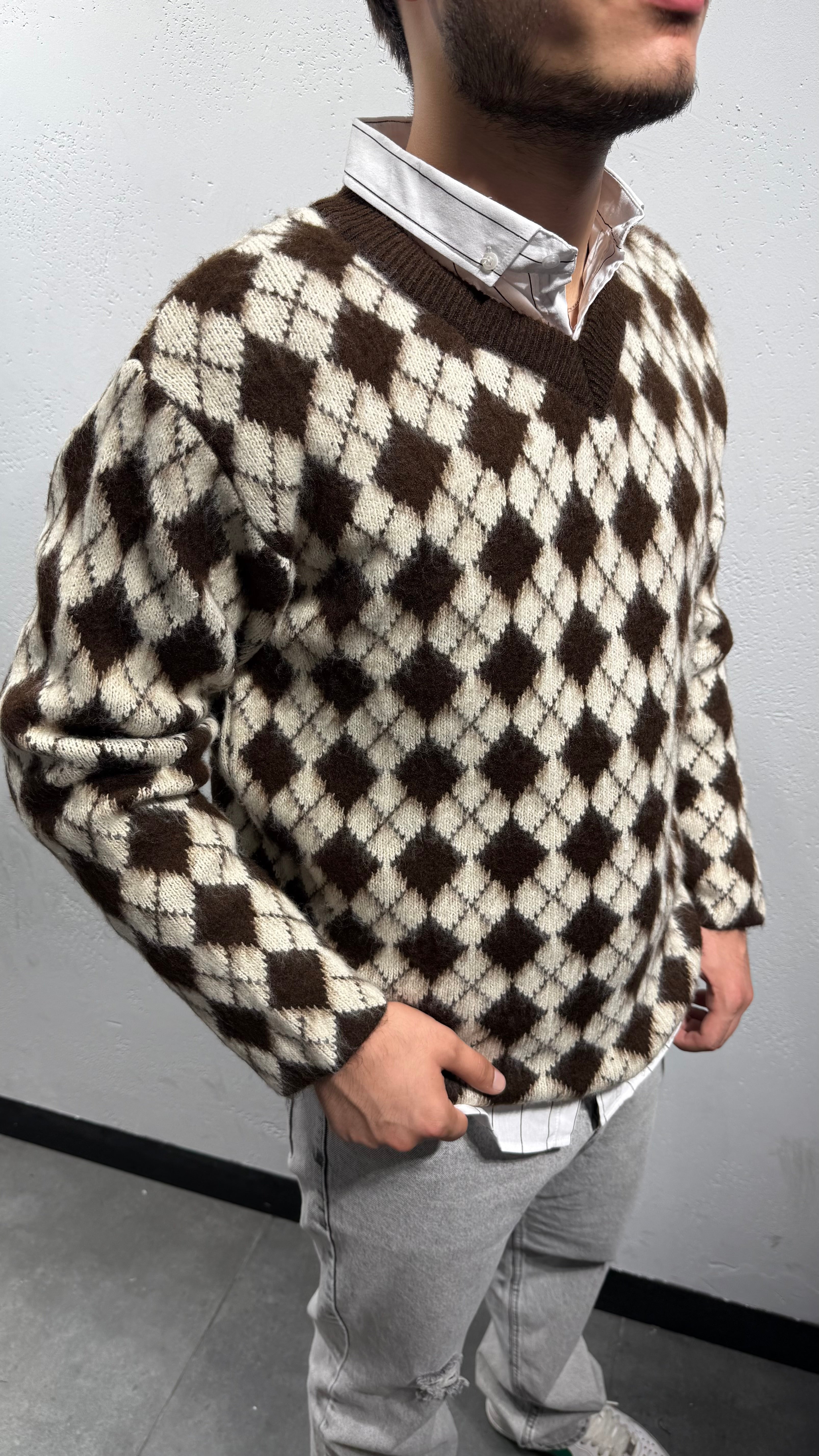 Baklava Desen V Yaka Triko